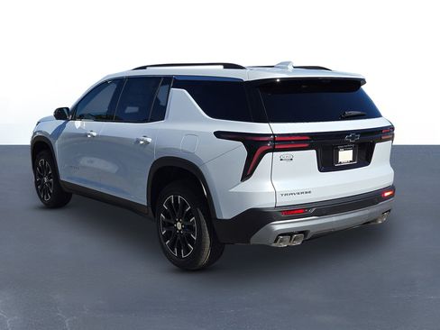 New 2026 Chevrolet Traverse LT w/ Sun and Wheel Package image 7
