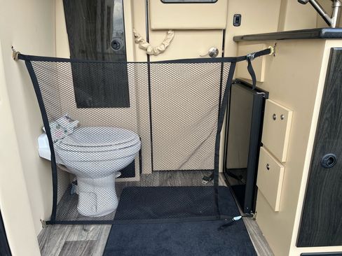 Used 2022 Mercedes-Benz Sprinter 3500 image 15