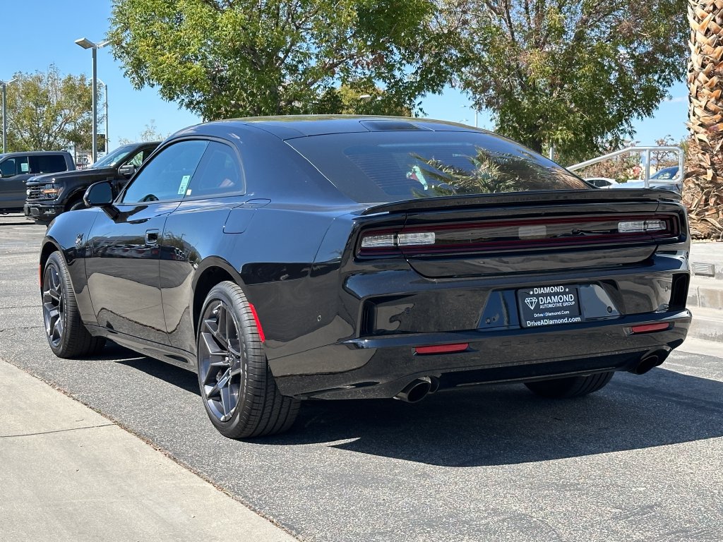Used 2026 Dodge Charger Scat Pack AWD/4WD image 4