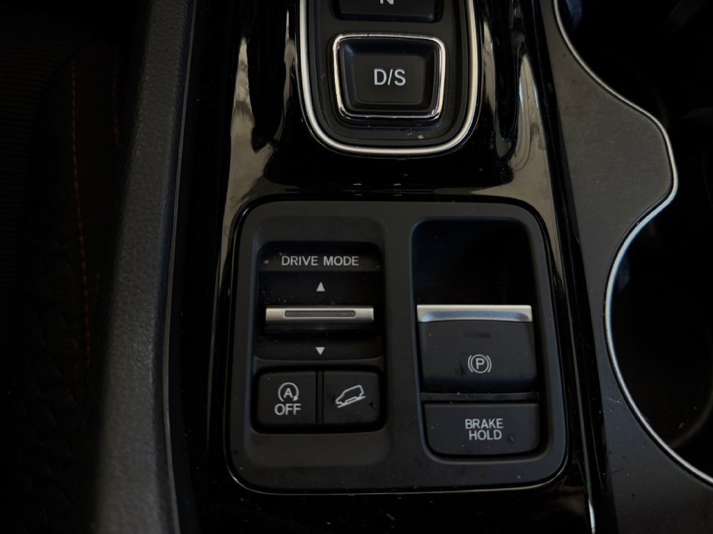 Used 2025 Honda Pilot Sport image 19
