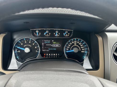 Used 2014 Ford F150 Lariat w/ Lariat Chrome Package image 16