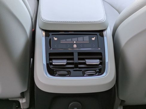 Used 2024 Volvo XC90 T8 Plus w/ Protection Package Premier image 28