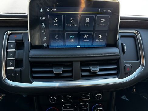 Certified 2024 Chevrolet Suburban High Country image 13