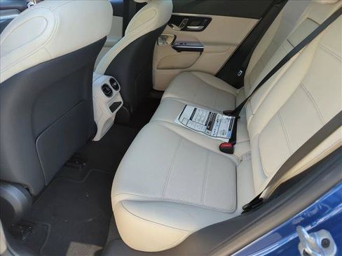 Used 2026 Mercedes-Benz GLC 300 image 15
