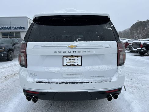 Used 2024 Chevrolet Suburban Premier image 26