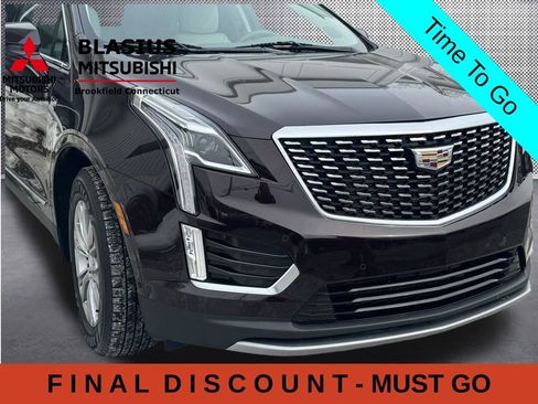 Used 2020 Cadillac XT5 Premium Luxury w/ LPO, Floor Liner Package AWD/4WD image 7