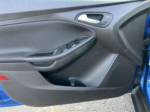 Used 2018 Ford Focus SE FWD image 13