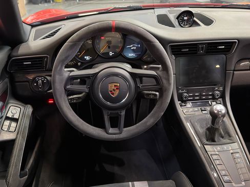 Used 2018 Porsche 911 GT3 w/ Sport Chrono Package RWD image 16
