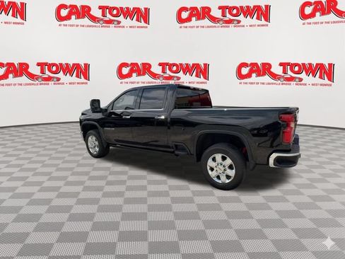 Used 2023 Chevrolet Silverado 2500 LTZ w/ LTZ Premium Package AWD/4WD image 6