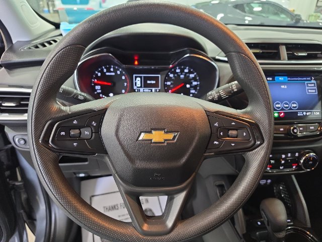 Used 2023 Chevrolet TrailBlazer LT w/ Convenience Package AWD/4WD image 19