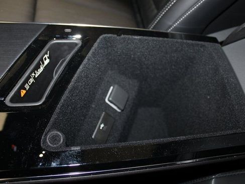 New 2026 Cadillac Lyriq Luxury AWD/4WD image 21