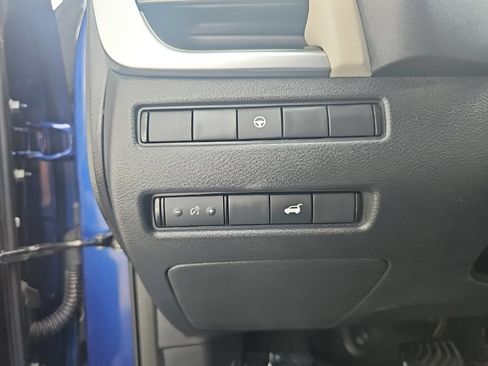 Used 2023 Nissan Rogue SV w/ SV Premium Package AWD/4WD image 24