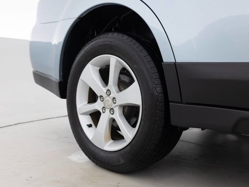 Used 2014 Subaru Outback 2.5i Premium image 19