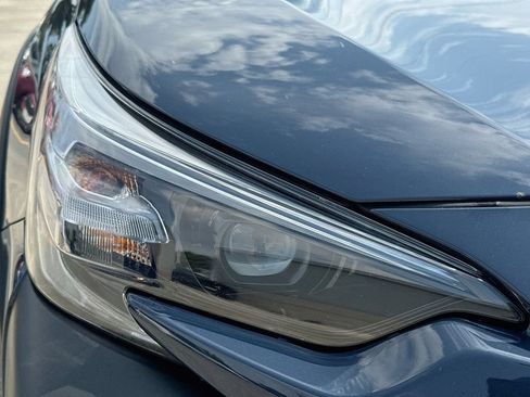 Certified 2025 Subaru Outback Premium w/ Popular Package #1 AWD/4WD image 39