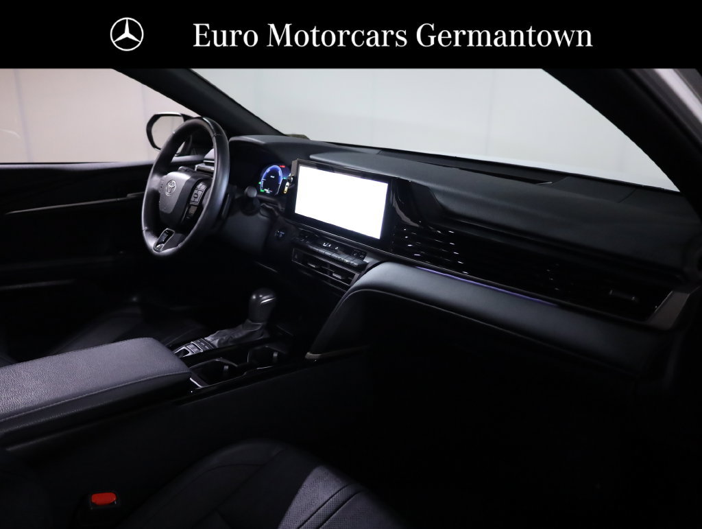 Used 2025 Toyota Camry XSE FWD image 53