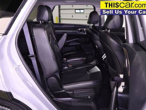 Used 2022 Kia Sorento EX w/ Panoramic Sunroof Package FWD image 28