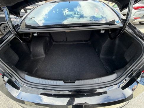 Used 2025 Chevrolet Malibu LT image 11