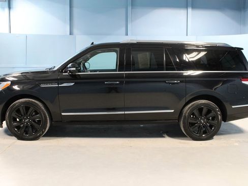 Used 2024 Lincoln Navigator L Reserve image 35