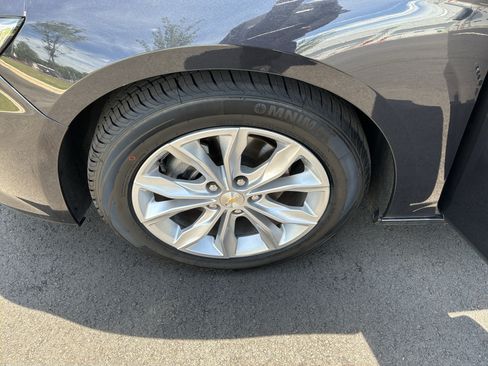 Used 2023 Chevrolet Malibu LT w/ Driver Confidence Package FWD image 13
