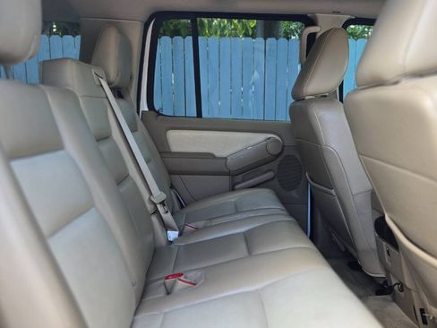 Used 2010 Mercury Mountaineer Premier RWD image 31