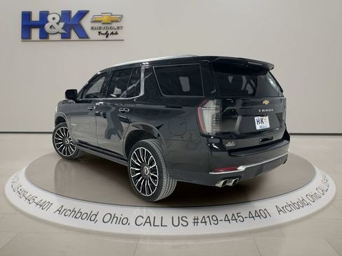 Used 2025 Chevrolet Tahoe High Country AWD/4WD image 4