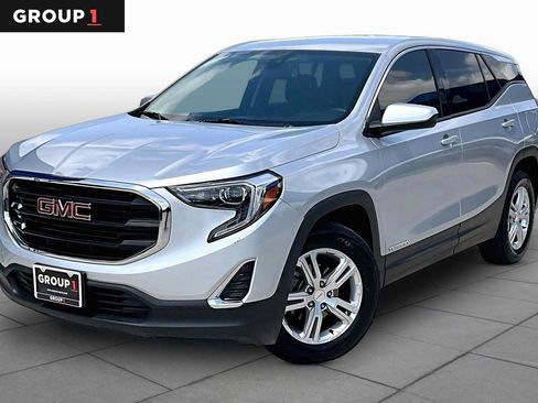 Used 2020 GMC Terrain SLE FWD image 1