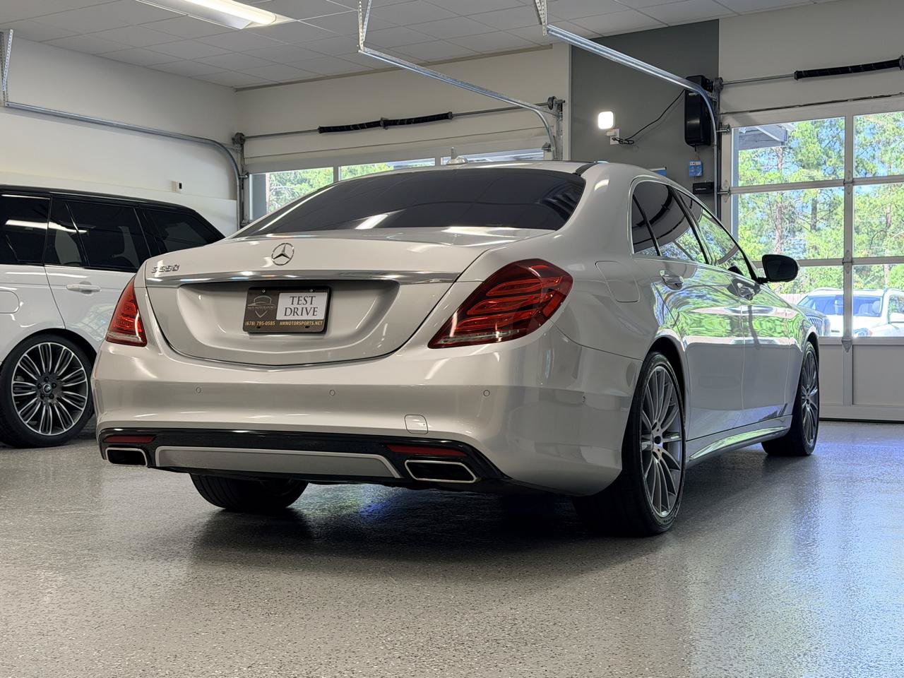 Used 2015 Mercedes-Benz S 550 Sedan image 11