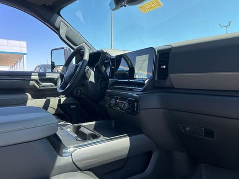 New 2026 Chevrolet Silverado 2500 ZR2 w/ LPO, Dark Essentials Package image 34