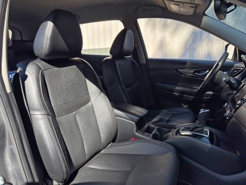 Used 2018 Nissan Rogue SL AWD/4WD image 37