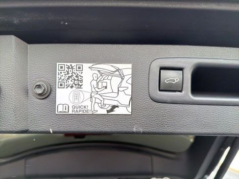 Used 2024 Toyota Highlander Platinum image 47