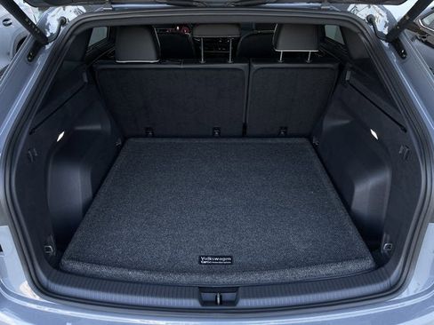 New 2026 Volkswagen Atlas Cross Sport SEL Premium R-Line image 32