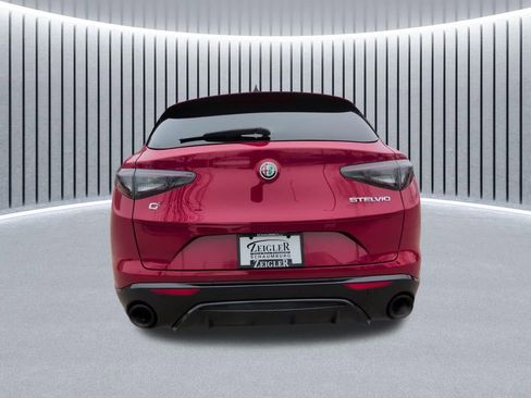 Used 2024 Alfa Romeo Stelvio Veloce AWD/4WD image 9