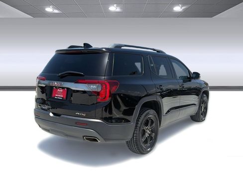 Used 2022 GMC Acadia AT4 w/ Technology Package AWD/4WD image 9
