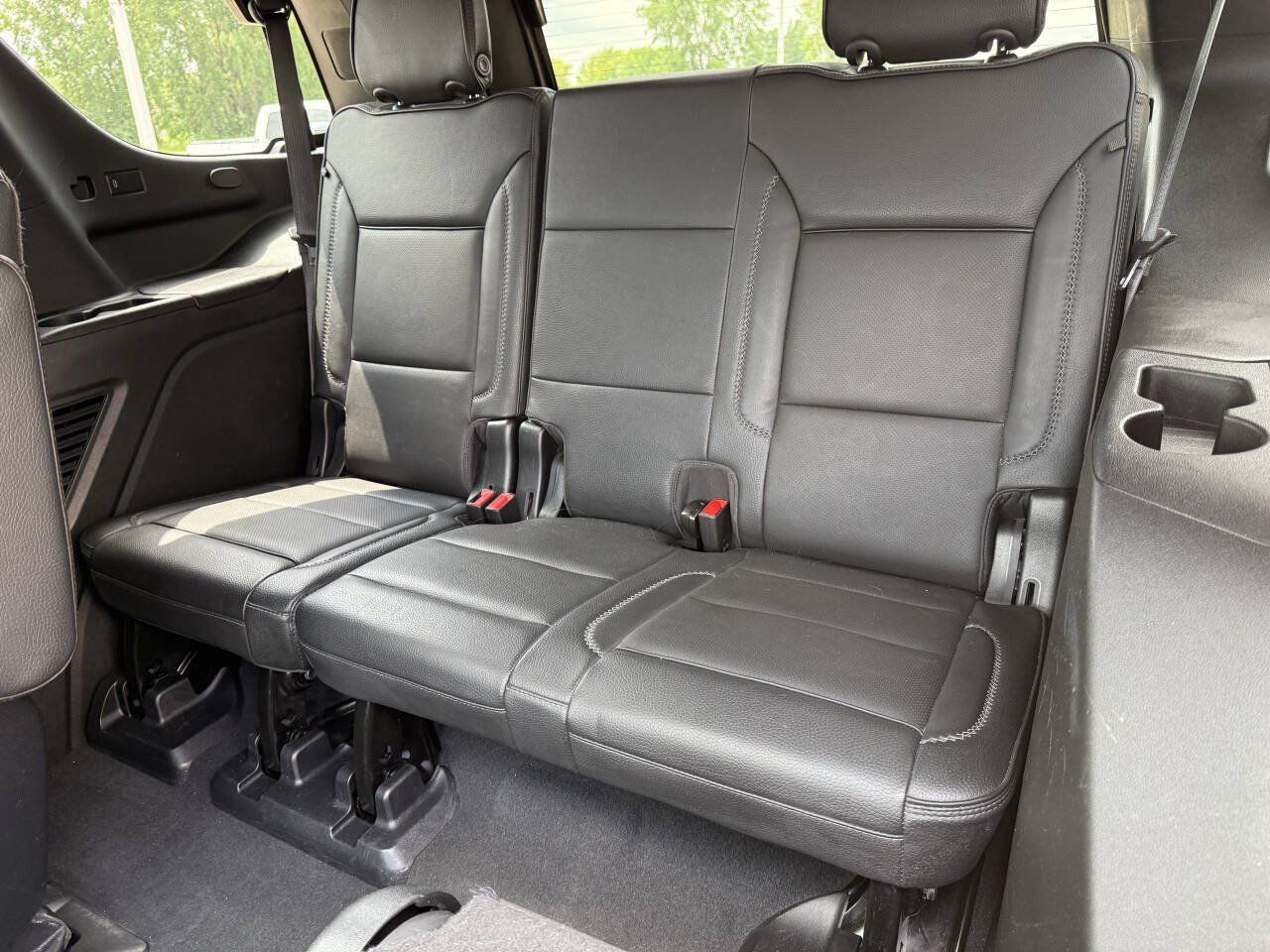 Used 2023 GMC Yukon Denali AWD/4WD image 7