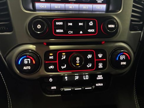 Used 2015 GMC Yukon SLE w/ Convenience Package AWD/4WD image 25