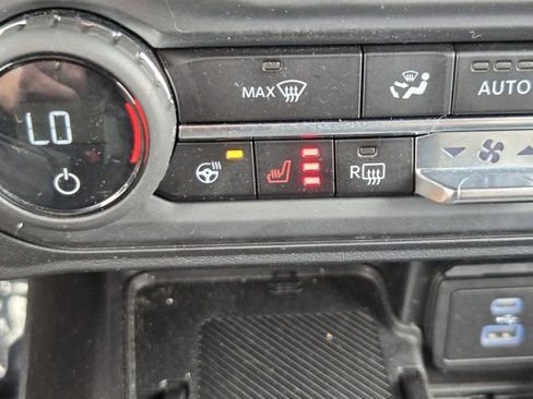 Certified 2025 Ford Bronco Outer Banks AWD/4WD image 25