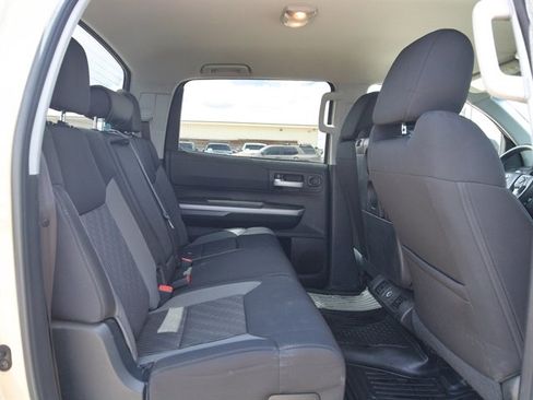 Used 2017 Toyota Tundra SR5 AWD/4WD image 29