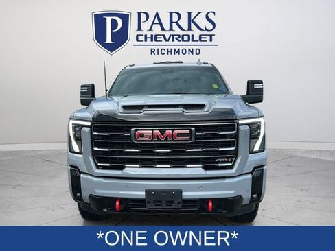 Used 2025 GMC Sierra 3500 AT4 w/ Technology Package AWD/4WD image 2