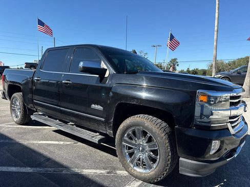 Used 2018 Chevrolet Silverado 1500 High Country AWD/4WD image 9