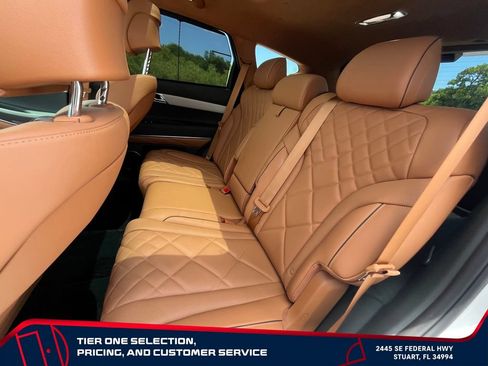 Used 2025 Genesis GV80 3.5T Prestige AWD/4WD image 33