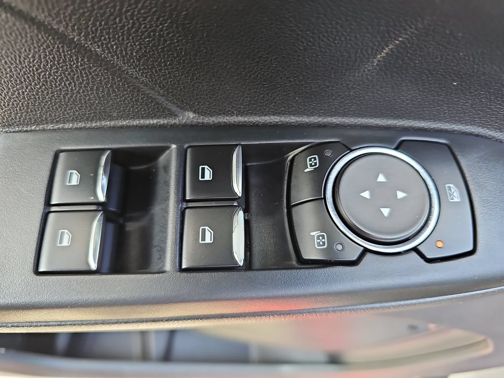 Used 2022 Ford Escape SE w/ Convenience Package FWD image 26