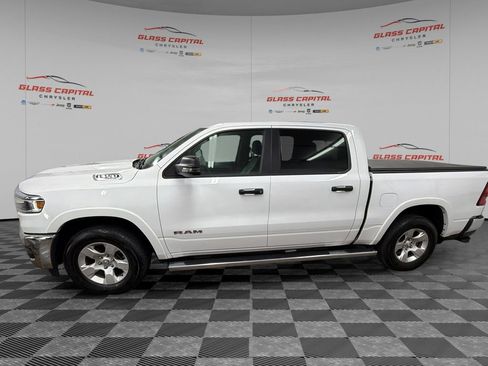 Used 2025 RAM 1500 Big Horn AWD/4WD image 4