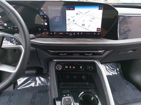 Certified 2025 Audi Q5 Prestige AWD/4WD image 21