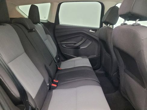 Used 2017 Ford Escape SE w/ SE Cold Weather Package AWD/4WD image 19