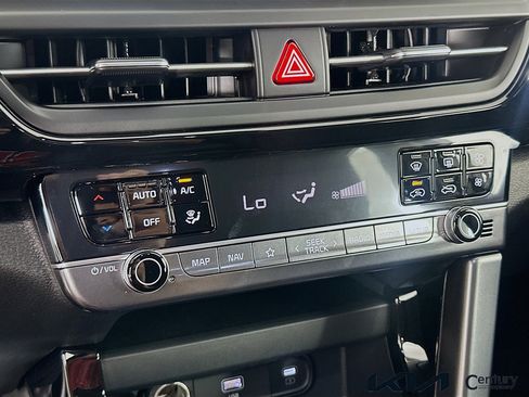New 2025 Kia Seltos X-Line image 11