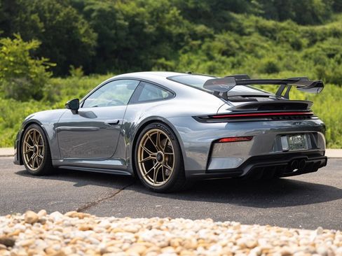 Used 2026 Porsche 911 GT3 RWD image 4