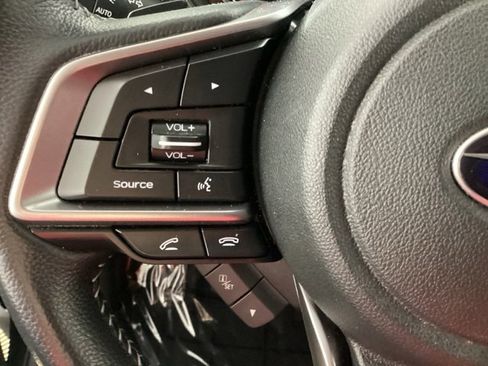 Certified 2022 Subaru Ascent Premium w/ Convenience Package image 27