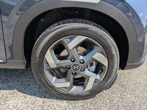 New 2026 Hyundai Venue SEL FWD image 9