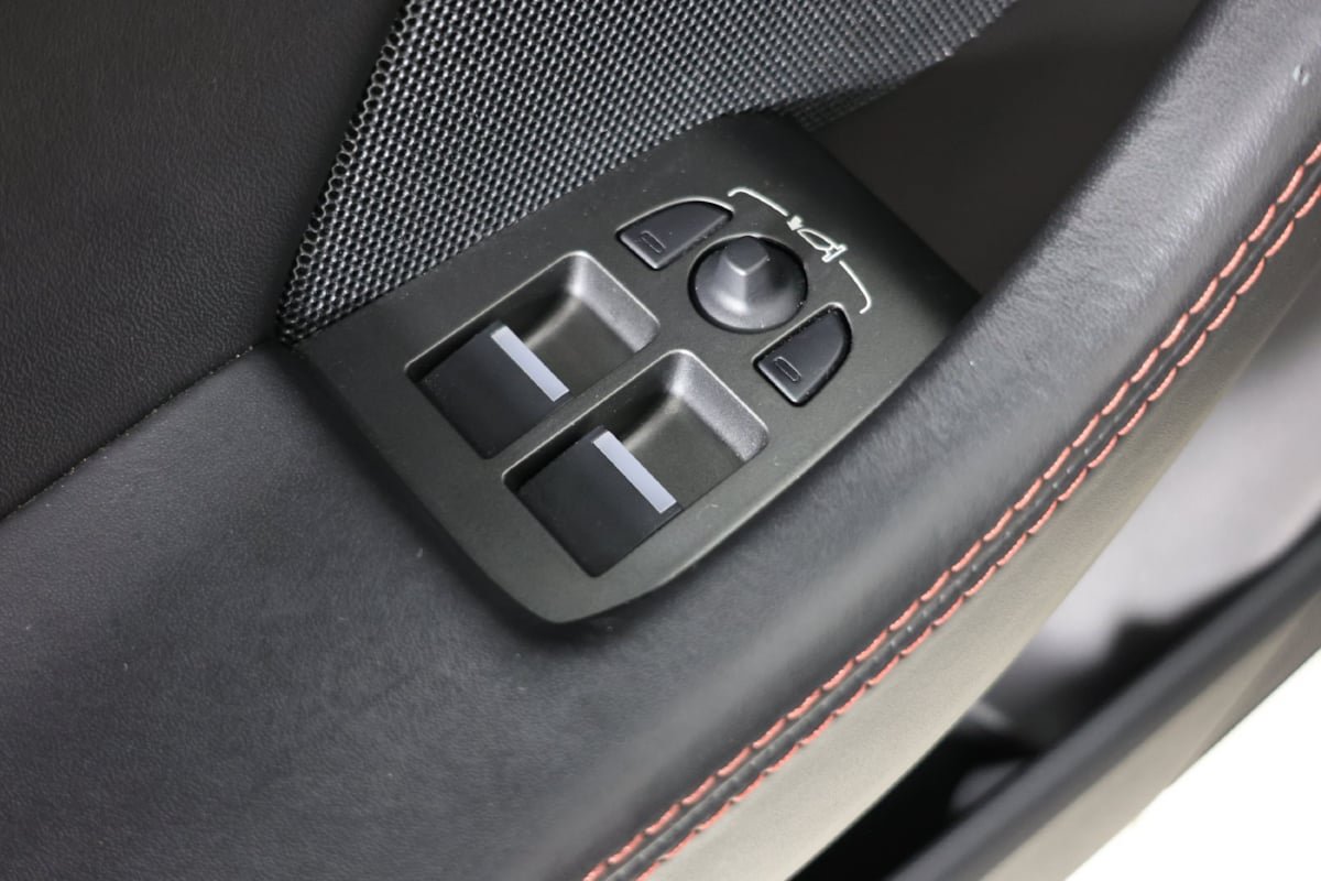 Used 2020 Jaguar F-TYPE Checkered Flag RWD image 23