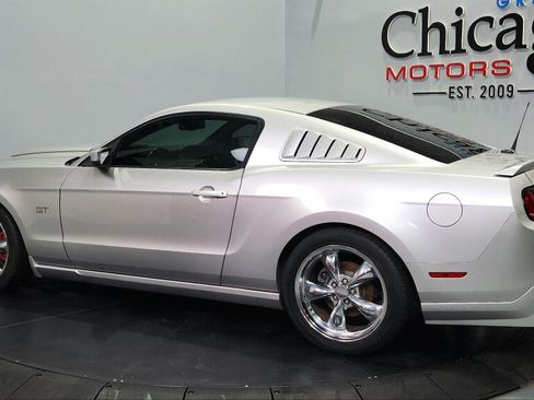 Used 2010 Ford Mustang GT Premium RWD image 8